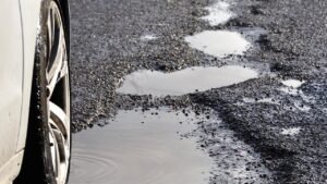 £27bn Road Investment Focuses on Motorways, Not Local Street Potholes